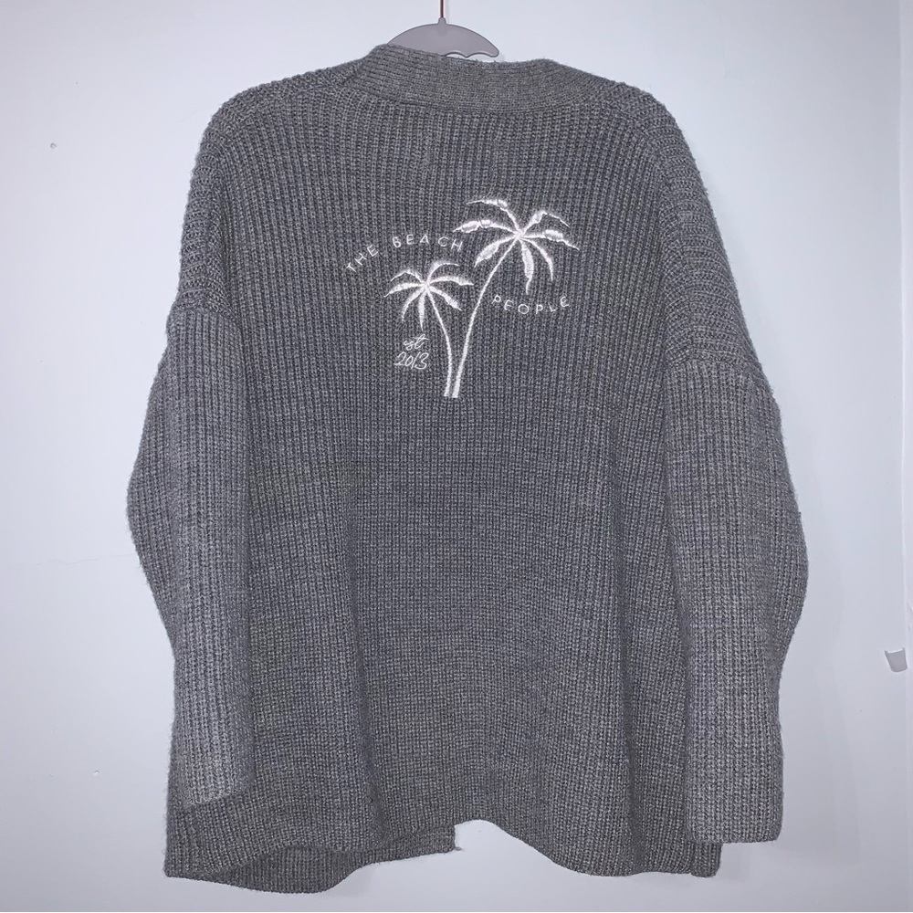 The Beach People Twin Palms Cardigan Sweater in Gray Size   M/L